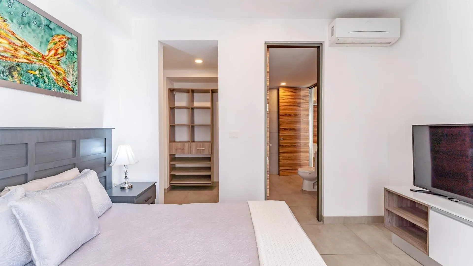 Condo At Icono 3 Bedrooms Close 5Th Playa del Carmen Apartment